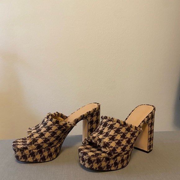 Just Fab Camel Houndstooth heels size 6.5 - Picture 3 of 4
